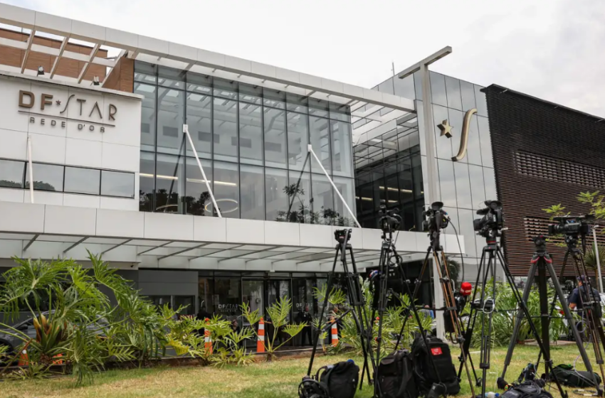  Bolsonaro apresenta crise de soluços e pressão alta após procedimento