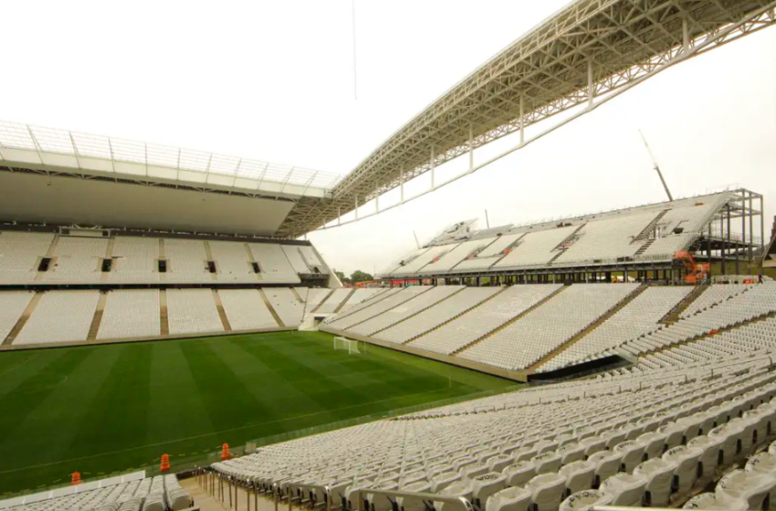  Torcedor é morto por veículo da PM no estádio do Corinthians